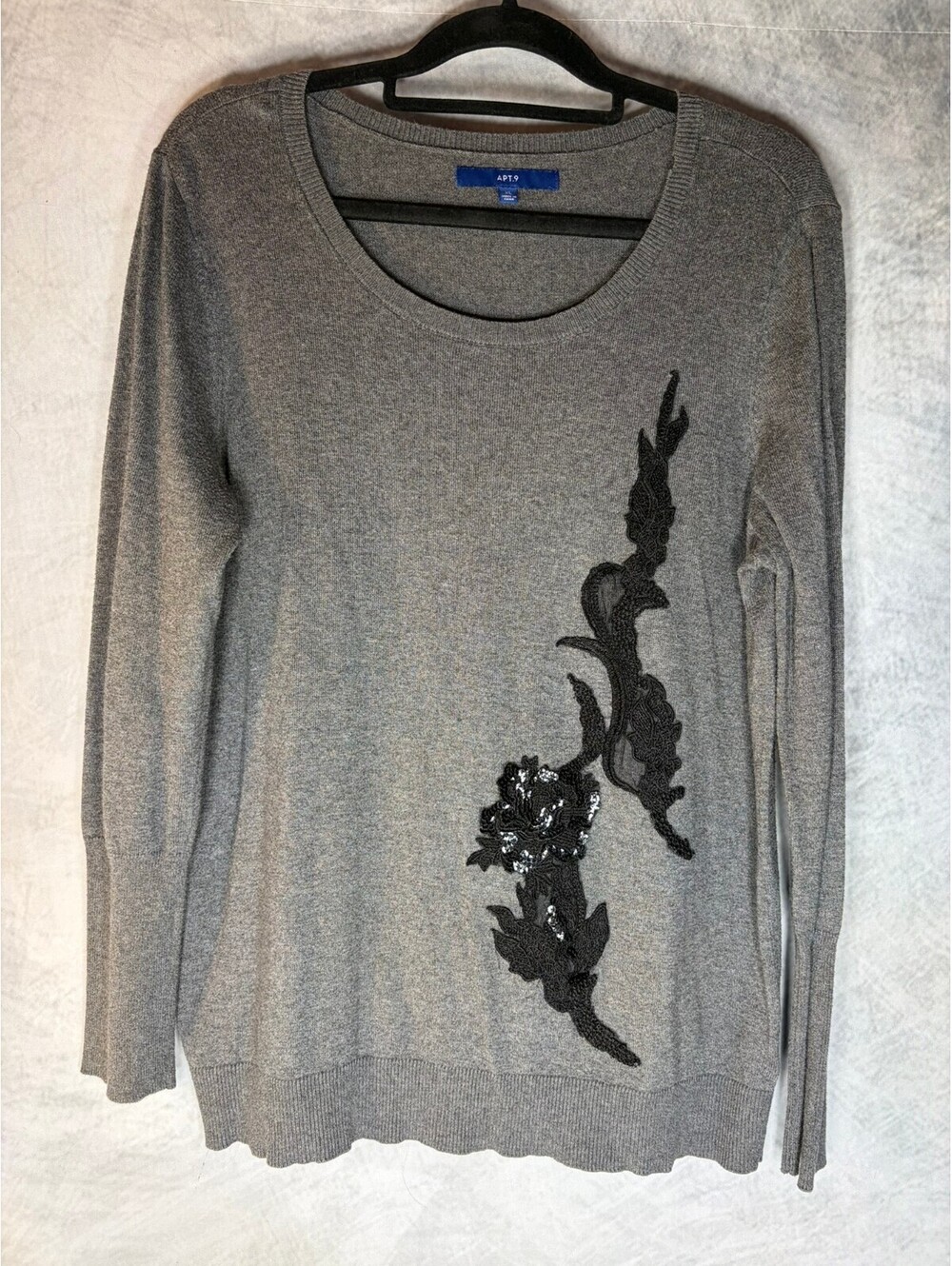 Apt. 9 Women's XL Gray Sweater with Black Floral Applique and Sequins